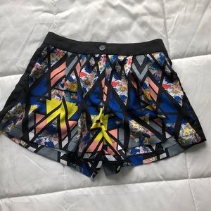 Floral/geometric shorts